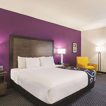 La Quinta By Wyndham Virginia Beach Exterior photo